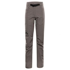 Spodnie damskie trekkingowe softshellowe Alpine Pro Akana 3. Brązowe spodnie dresowe damskie Alpine Pro, na lato, bez wzorów. W wyprzedaży za 389.00 zł.