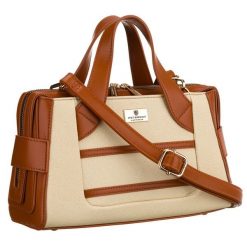 Elegancka torebka damska w kolorach ecru i brązowym wykonana z materiału syntetycznego - Peterson. Brązowe torebki klasyczne damskie Peterson, bez wzorów, z syntetyku, bez dodatków. Za 166.99 zł.