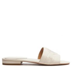 Klapki LAUREN RALPH LAUREN. Białe klapki damskie Lauren Ralph Lauren, bez wzorów, bez obcasa. Za 649.99 zł.