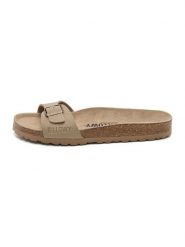 Billowy Klapki w kolorze beżowym rozmiar: 41. Brązowe klapki i japonki męskie Billowy. Za 126.99 zł.