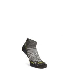 Skarpety turystyczne Bridgedale Hike UL T2 Coolmax Perfo Low. Szare skarpetki męskie Bridgedale, bez wzorów. Za 77.99 zł.