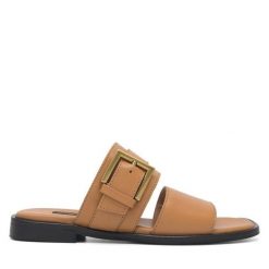 Klapki GINO ROSSI. Brązowe klapki damskie Gino Rossi, bez wzorów, bez obcasa. Za 329.99 zł.