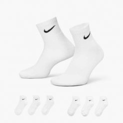 Skarpety Za Kostkę Unisex Dla Dorosłych (zestaw 6 Sztuk). Białe skarpetki damskie Nike, bez wzorów, z bawełny. Za 99.00 zł.