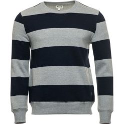 Mustang bluza męska, M, szara. Szare bluzy bez kaptura męskie Mustang, m. W wyprzedaży za 189.00 zł.