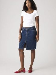 Levi's Spódnica dżinsowa w kolorze granatowym rozmiar: W27. Niebieskie spódniczki damskie Levi's, s, z aplikacjami, ze skóry, midi, proste. Za 169.95 zł.