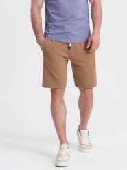 Spodenki męskie dzianinowe ze ściągaczem i kieszeniami - brązowe V2 - Rozmiar: XL. Brązowe szorty męskie Ombre Clothing, bez wzorów, z bawełny, wakacyjne. W wyprzedaży za 118.99 zł.