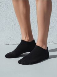 Skarpetki stopki 5pack - szary. Szare skarpetki męskie Sinsay, bez wzorów. Za 9.99 zł.