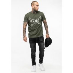T-shirt o klasycznym kroju Tapout Basic. Białe t-shirty męskie TAPOUT, bez wzorów, z bawełny, bez kołnierzyka. Za 119.00 zł.