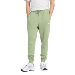 Spodnie sportowe męskie New Balance MP43904AAR. Zielone spodnie sportowe męskie New Balance, z dresówki. Za 276.00 zł.