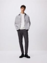 Spodnie slim fit w kratę - ciemnoszary. Szare spodnie materiałowe męskie Reserved, bez wzorów, z bawełny. Za 149.99 zł.