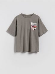 Bawełniany t-shirt Squishmallows - ciemnoszary. Szare koszulki dziewczęce Reserved, bez wzorów, z bawełny, bez ramiączek. W wyprzedaży za 29.99 zł.