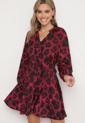 Bordowa Rozkloszowana Sukienka w Panterkę z Guzikami i Wiązaniem w Talii Morila. Czerwone sukienki damskie Born2be, na co dzień, m, bez wzorów, z jeansu, eleganckie, bez kołnierzyka, bez ramiączek, mini, dopasowane. Za 119.99 zł.
