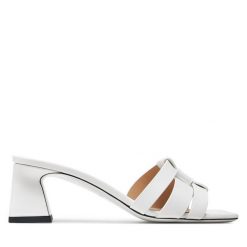 Klapki Pollini. Białe klapki damskie Pollini, bez wzorów, bez obcasa. Za 1,099.00 zł.