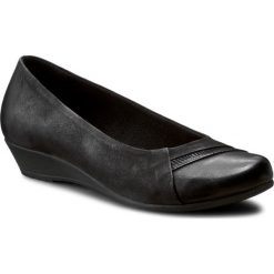 Półbuty LASOCKI COMFORT WI23-SALEM-17. Czarne półbuty damskie Lasocki Comfort, bez wzorów, z nubiku, bez obcasa. W wyprzedaży za 74.98 zł.