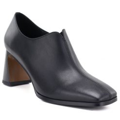 Skórzane półbuty na obcasie czarne Cambell LP52339. Czarne półbuty damskie Cambell, bez wzorów, ze skóry, eleganckie, bez obcasa, na obcasie. Za 229.99 zł.