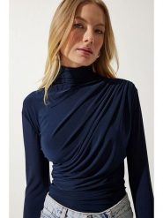 Happiness Istanbul Koszulka w kolorze granatowym rozmiar: 36. Niebieskie bluzki damskie Happiness Istanbul, bez wzorów, bez kołnierzyka, bez ramiączek. Za 65.99 zł.