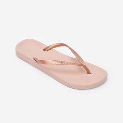 Japonki damskie Ipanema Anatomic Tan. Brązowe klapki damskie Ipanema, bez wzorów, z gumy, bez obcasa. Za 89.99 zł.