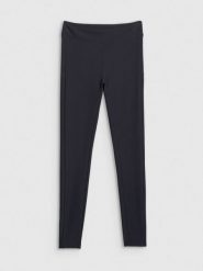 4F Legginsy dzianinowe prążkowane damskie - czarne M. Czarne legginsy damskie 4f, m, bez wzorów, z dzianiny. Za 129.99 zł.