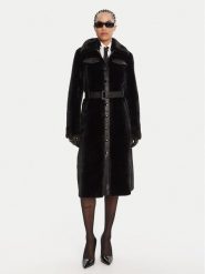 Patrizia Pepe Futro 8O0203 E073 Czarny Regular Fit. Czarne futra damskie Patrizia Pepe. Za 3,199.00 zł.