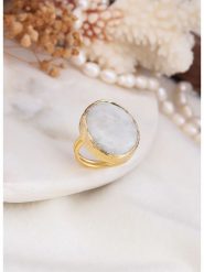 Pierres delicates Pozłacany pierścionek z kamieniem księżycowym rozmiar: onesize. Żółte pierścionki damskie Pierres delicates, z kamieniem księżycowym, pozłacane. Za 74.46 zł.