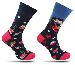 Skarpetki Asymetryczne dla Par, Walentynkowe, w Serca, Love -MORE, Dwie Różne Skarpetki, Męskie. Niebieskie skarpetki męskie More, bez wzorów, z bawełny. Za 24.90 zł.