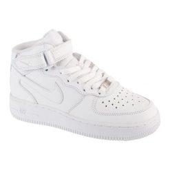 Buty Nike Air Force 1 07 Mid W DD9625-100 białe. Białe buty sportowe na co dzień damskie bez wzorów, ze skóry, nike air force. Za 697.80 zł.
