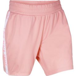 Szorty sportowe bonprix jasnoróżowy. Czerwone spodenki sportowe damskie bonprix. Za 37.99 zł.