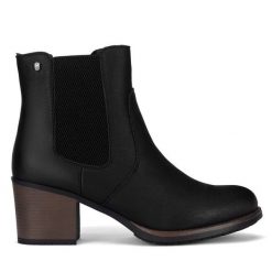 Botki Clara Barson. Czarne botki damskie Clara Barson, bez obcasa, na słupku, bez zapięcia. Za 149.99 zł.