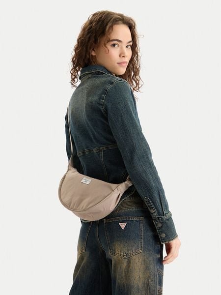 Guess Jeans Torebka W6RZ16 WK512 Brązowy. Brązowe listonoszki damskie Guess Jeans, z aplikacjami, z jeansu, bez dodatków. Za 219.99 zł.