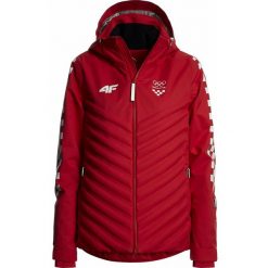 Kurtka narciarska damska Chorwacja Pyeongchang 2018 KUDN750 - czerwony wiśniowy. Czerwone kurtki damskie 4f, na zimę, m, bez wzorów, z dzianiny, bez kaptura. W wyprzedaży za 699.99 zł.