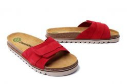 DR. BRINKMANN 700571-04 rot, klapki damskie. Czerwone klapki damskie Dr. Brinkmann, bez wzorów, bez obcasa. Za 185.94 zł.