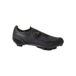 Buty rowerowe MTB męskie DMT KM30. Czarne buty trekkingowe męskie DMT, bez zapięcia, rowerowe. Za 1,047.00 zł.