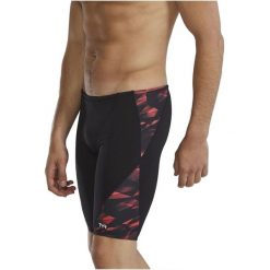 Spodenki treningowe do kolan TYR Triadic 610 - jammery. Czerwone kąpielówki męskie TYR, l, bez wzorów, do pływania. Za 239.00 zł.