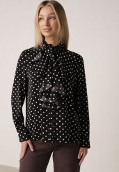 Czarna Wiskozowa Koszula w Kropki ze Stójką z Ozdobnymi Falbanami Isamene. Czarne koszule damskie Born2be, m, bez wzorów, z jeansu, klasyczne, bez kołnierzyka, bez ramiączek. Za 129.99 zł.