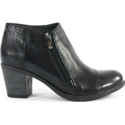 BOTKI DAMSKIE ESC 1368B CZA. Botki damskie ESCOTT, ze skóry, bez obcasa, bez zapięcia. Za 139.00 zł.