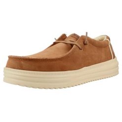 Buty HEY DUDE HD45845 REV SUEDE Jasnobrązowy. Brązowe buty fitness męskie Hey dude, z syntetyku, bez zapięcia, na fitness i siłownię. Za 358.99 zł.
