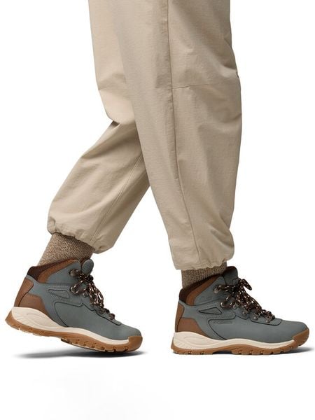 Columbia Trekkingi Newton Ridge Mid WP 1424692 Zielony. Zielone obuwie trekkingowe damskie Columbia. Za 529.99 zł.