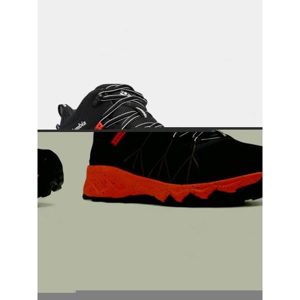 Buty turystyczne męskie Columbia Peakfreak II Mid Outdry. Brązowe buty trekkingowe męskie Columbia, z syntetyku, bez zapięcia, trekkingowe. Za 461.99 zł.