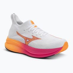 Buty do biegania Mizuno Neo Zen white/tang. Białe obuwie do biegania damskie Mizuno. Za 449.99 zł.
