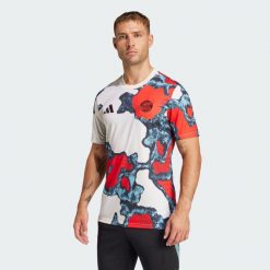Koszulka FC Bayern 24/25 Pre-Match. Czerwone t-shirty sportowe męskie Adidas, xl, z materiału, bez ramiączek, do piłki nożnej. Za 329.00 zł.