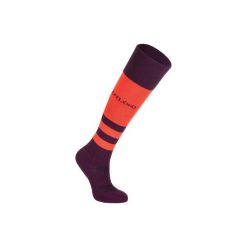 SKARPETY sportowe do RUGBY R500 damskie. Czerwone skarpetki damskie OFFLOAD, bez wzorów, z elastanu. Za 24.99 zł.