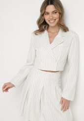 Biała Marynarka Dwurzędowa o Krótkim Kroju w Delikatne Paski Redarisa. Białe marynarki i żakiety damskie Born2be, l, bez wzorów, z jeansu, eleganckie. Za 84.99 zł.