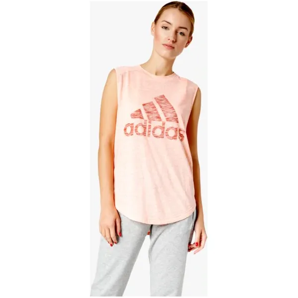 Adidas Koszulka Ss Winners M Tee , różowy, rozmiar XS. Czerwone t-shirty damskie Adidas, m, z aplikacjami, z materiału, bez kołnierzyka. W wyprzedaży za 79.99 zł.