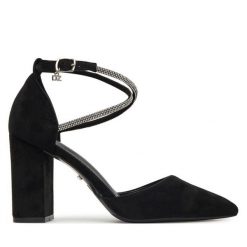 Czółenka DeeZee. Czarne czółenka damskie DeeZee, bez wzorów, bez obcasa. Za 139.99 zł.