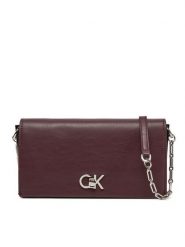 Calvin Klein Torebka K60K612806 Bordowy. Czerwone torebki klasyczne damskie CALVIN KLEIN, bez wzorów, ze skóry, wizytowe, bez kołnierzyka, bez ramiączek. Za 369.99 zł.