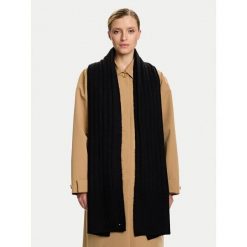Szalik Tommy Hilfiger. Czarne szaliki i kominy damskie Tommy Hilfiger, bez wzorów. Za 259.99 zł.