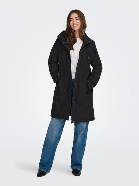 ONLY Parka "ONLKARA" w kolorze czarnym rozmiar: S. Czarne parki damskie Only, s, bez wzorów. Za 113.10 zł.