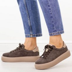 Brązowe /be skórzane półbuty damskie Filippo Dp6119/26. Brązowe półbuty damskie Filippo, bez wzorów, z jeansu, eleganckie, bez obcasa, na platformie. Za 249.00 zł.