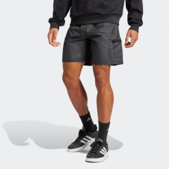 Spodenki męskie ADIDAS City Escape. Szorty męskie Adidas, z materiału, bez kołnierzyka. W wyprzedaży za 119.99 zł.