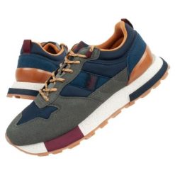 Buty sportowe Lee Cooper LCJ-24-03-3006M zielone. Zielone buty sportowe na co dzień męskie z gumy, bez zapięcia. Za 365.58 zł.